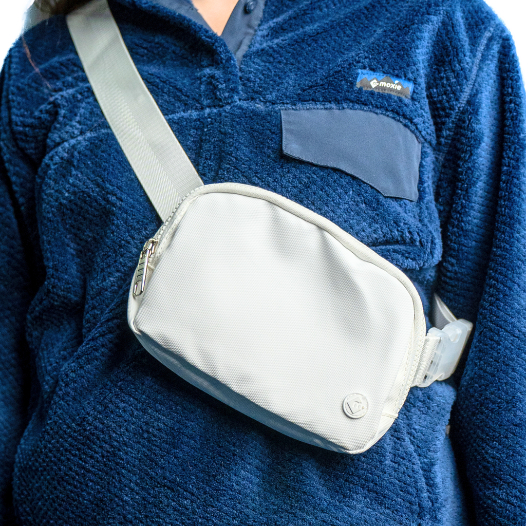 Static Crossbody White